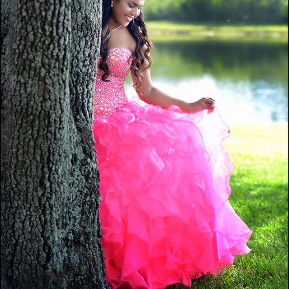 Sweet 16 Dress - Picture 7 of 7